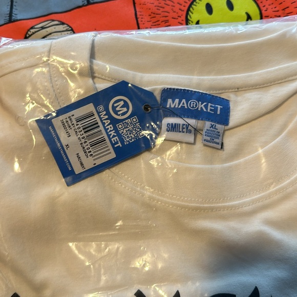 Market Smiley Call My Surgeon Tee 'Parchment' - Picture 4 of 5